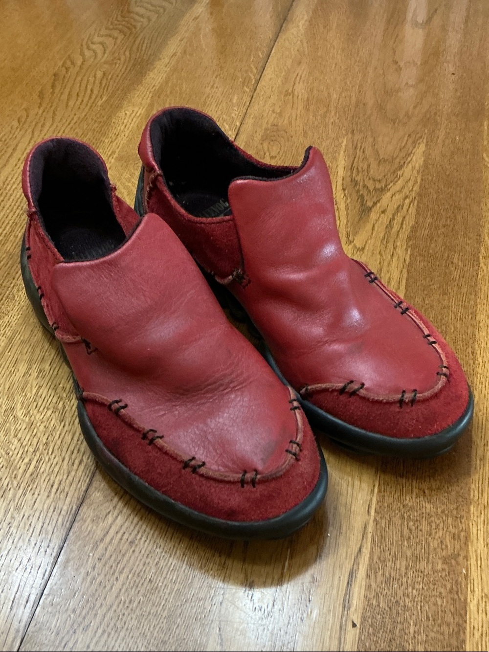 Woman’s John Fluevog red slip on loafer. Size 7-7.5? Leather+suede. Black bottom